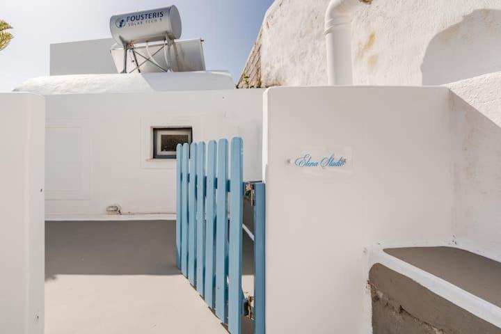 Euphoria Suites & Deluxe Studios Fira  Exterior photo